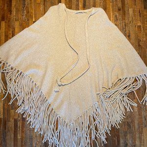 ALICE + OLIVIA l Beige Mavis Chunky Fringe Poncho l Size XS/Small